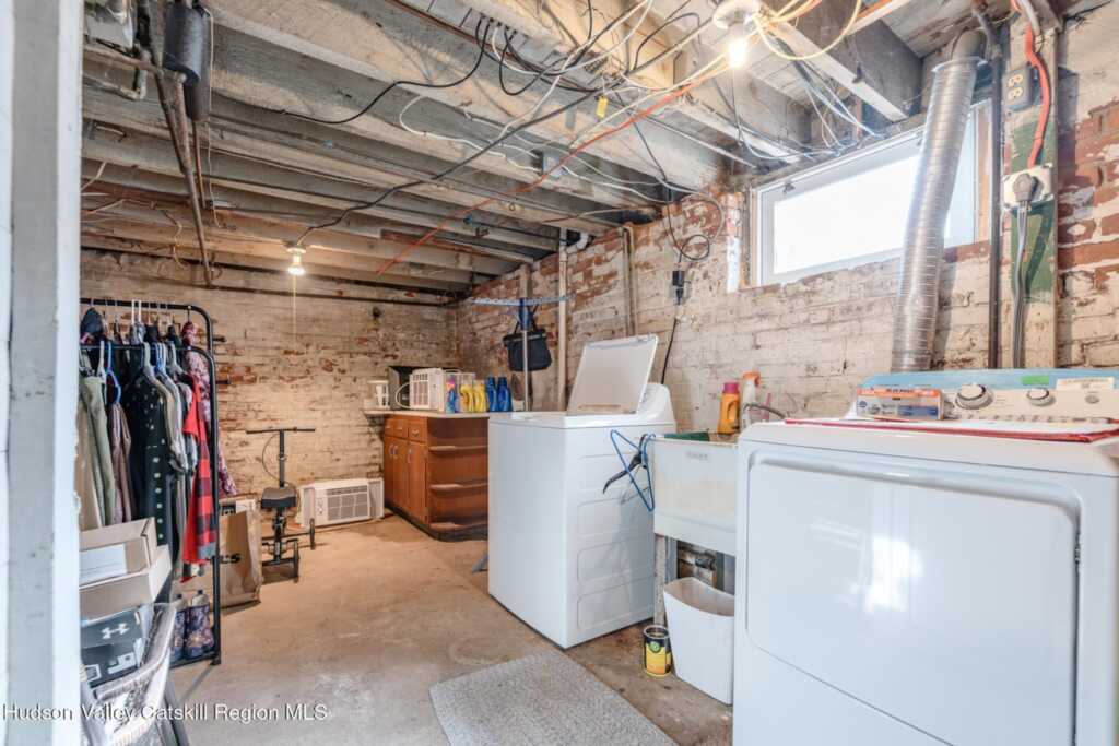 16 Tubby Street, Kingston, NY 12401 - Photo 37 of 42