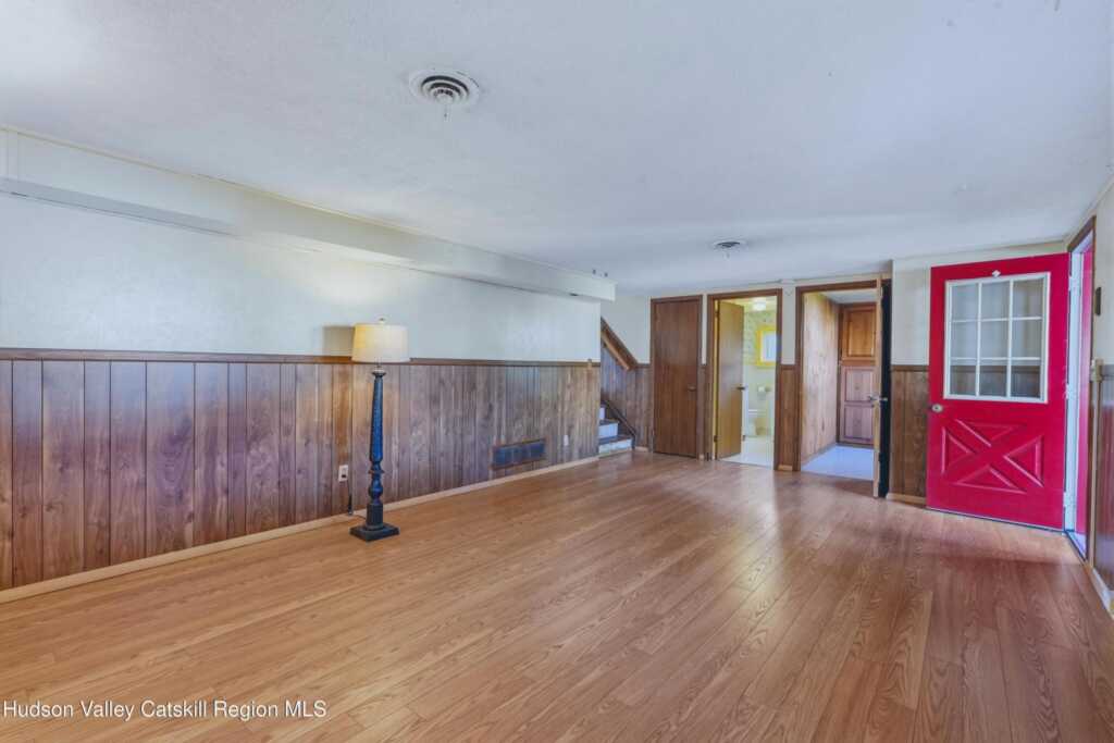 12 Edgewood Drive, Saugerties, NY 12477 - Photo 15 of 22