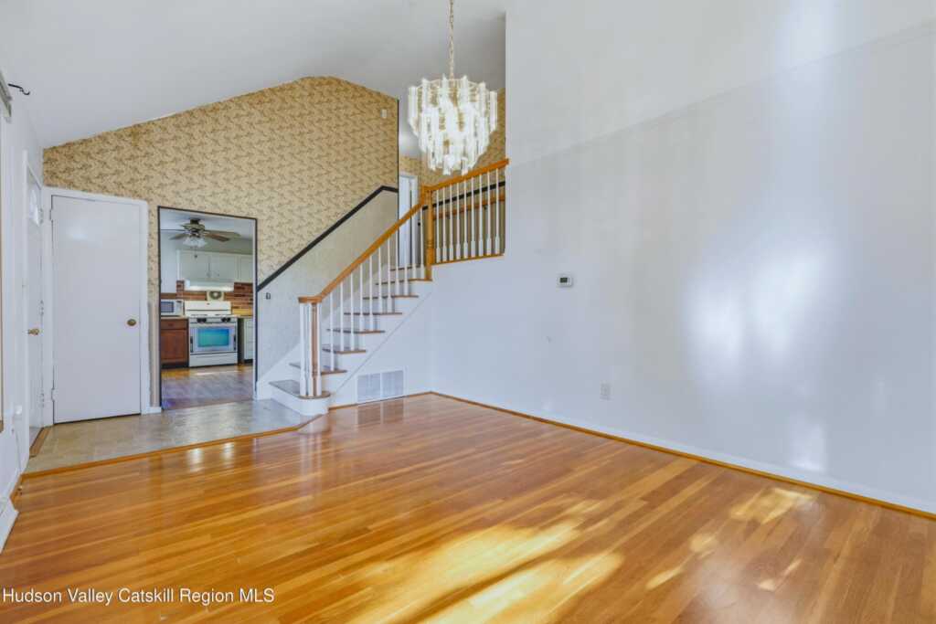 12 Edgewood Drive, Saugerties, NY 12477 - Photo 2 of 22