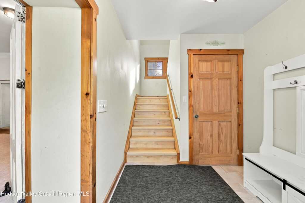 696 Sawkill Road, Kingston, NY 12401 - Photo 28 of 50