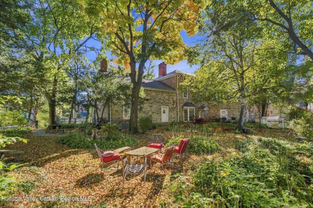 85 John Street, Kingston, NY 12401 - Photo 9 of 45