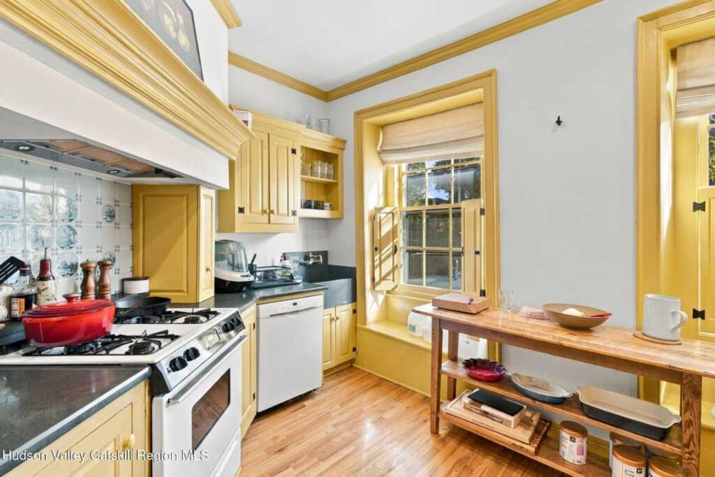 43-49 Crown Street, Kingston, NY 12401 - Photo 17 of 50