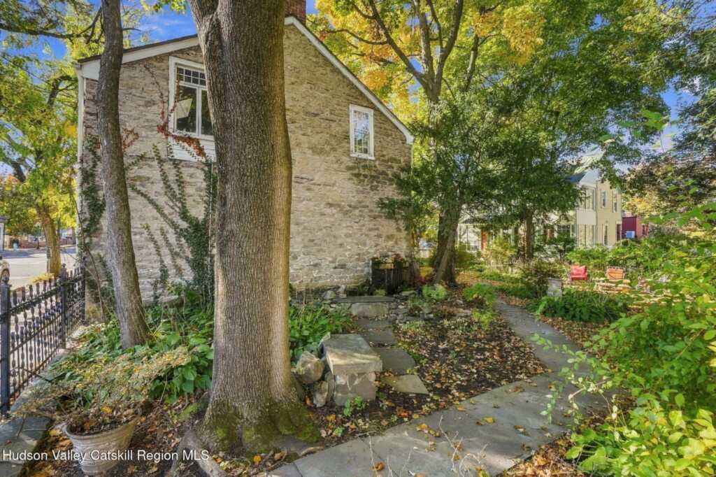 43-49 Crown Street, Kingston, NY 12401 - Photo 9 of 50