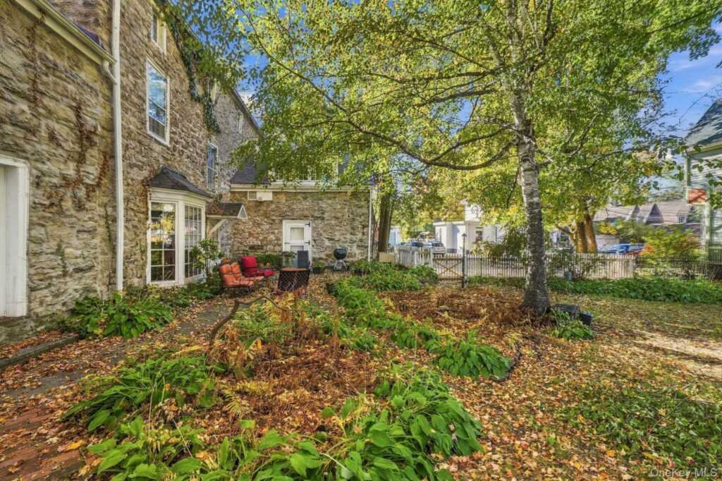 82 John Street, Kingston, NY 12401 - Photo 36 of 50