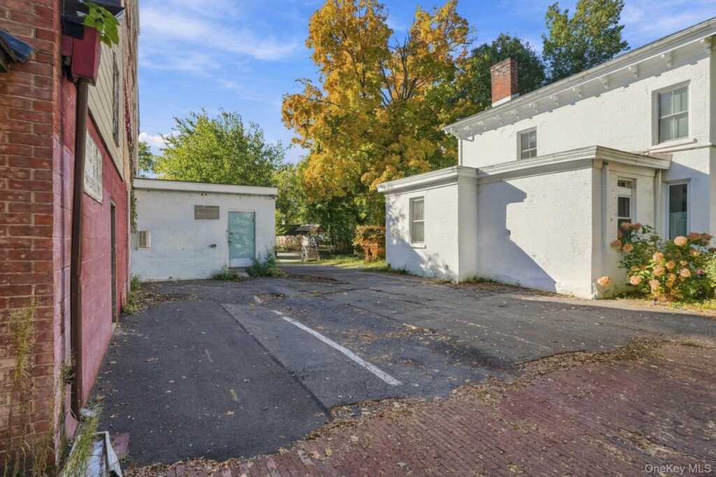82 John Street, Kingston, NY 12401 - Photo 8 of 50