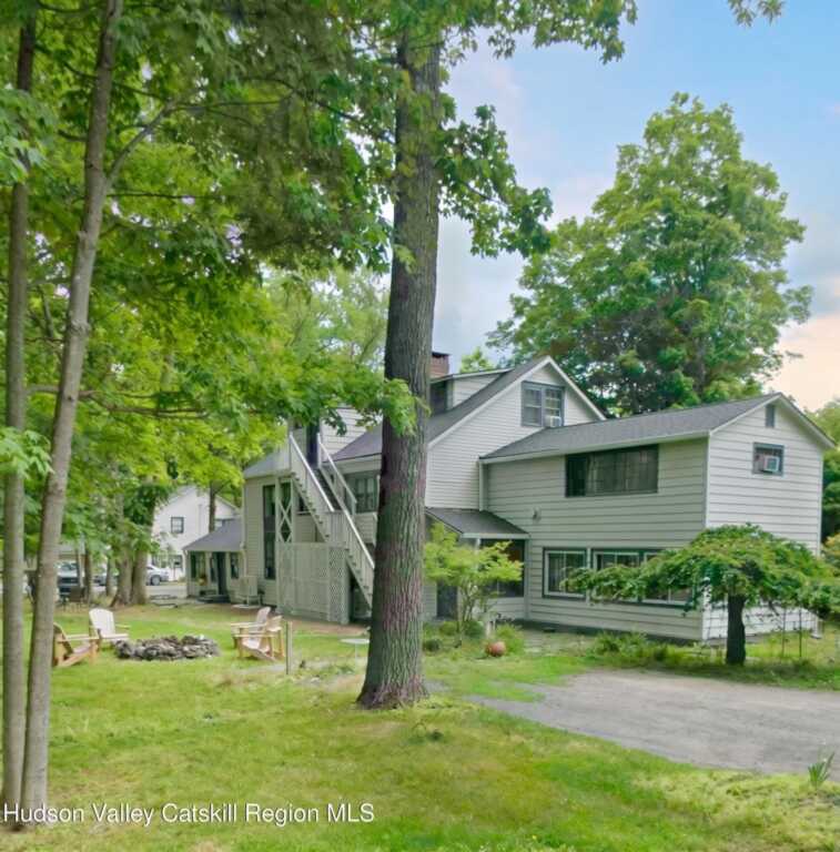 6-10 Orchard Lane, Unit #3, Woodstock, NY 12498