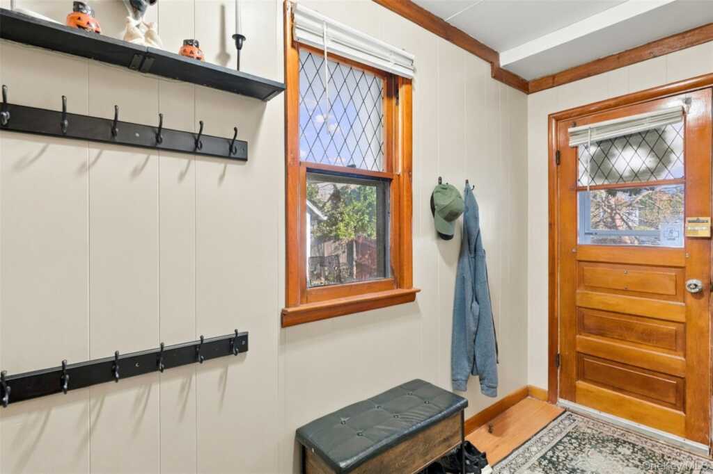 14 Madison Avenue, Kingston, NY 12401 - Photo 15 of 27