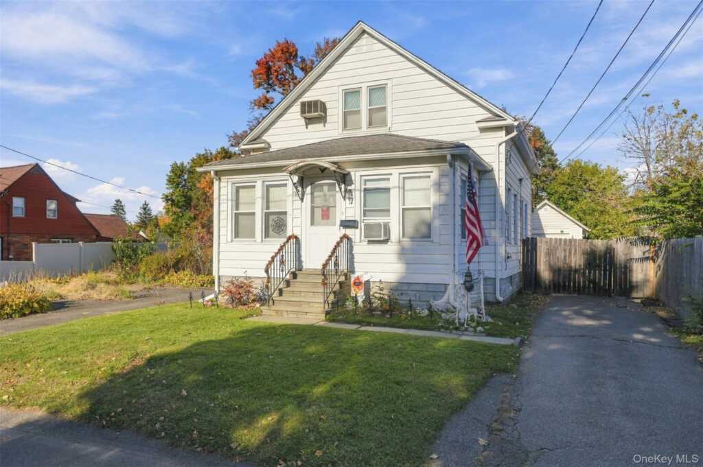 14 Madison Avenue, Kingston, NY 12401 - Photo 2 of 27