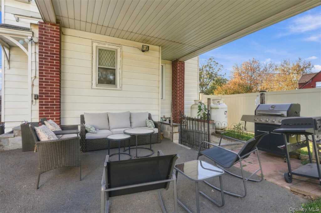 14 Madison Avenue, Kingston, NY 12401 - Photo 25 of 27