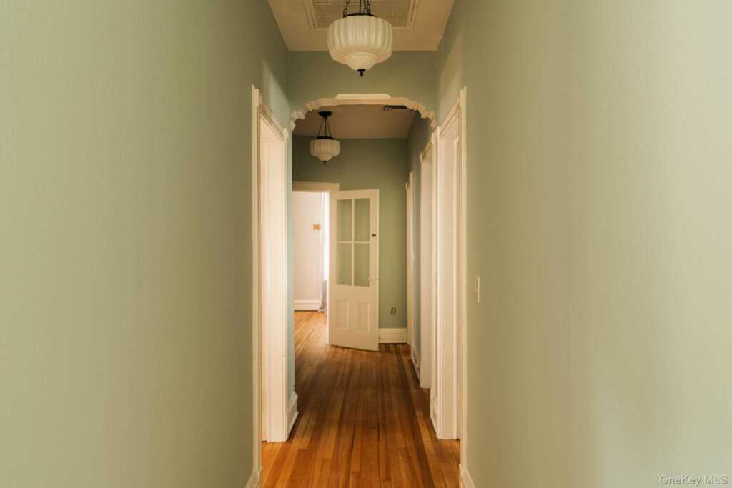 38 Maiden Lane, Kingston, NY 12401 - Photo 27 of 50