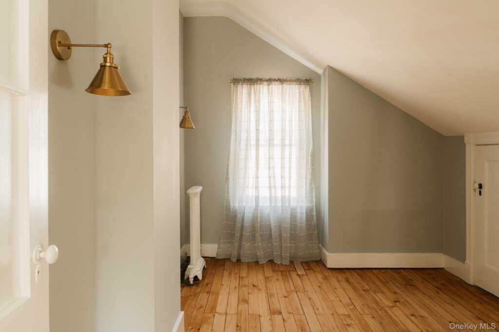 38 Maiden Lane, Kingston, NY 12401 - Photo 39 of 50