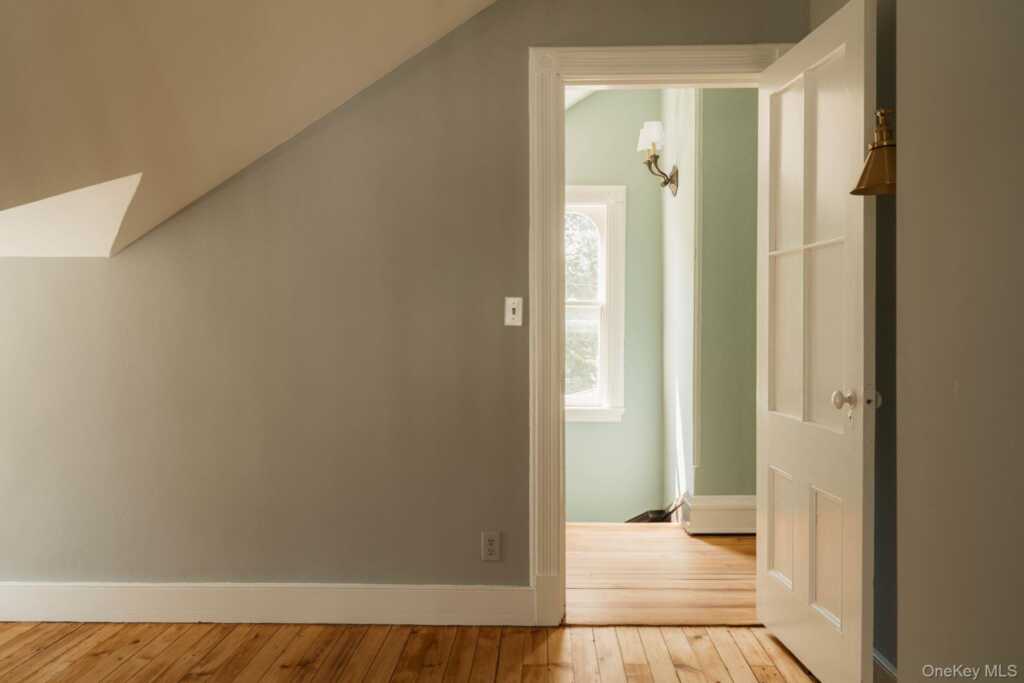 38 Maiden Lane, Kingston, NY 12401 - Photo 40 of 50