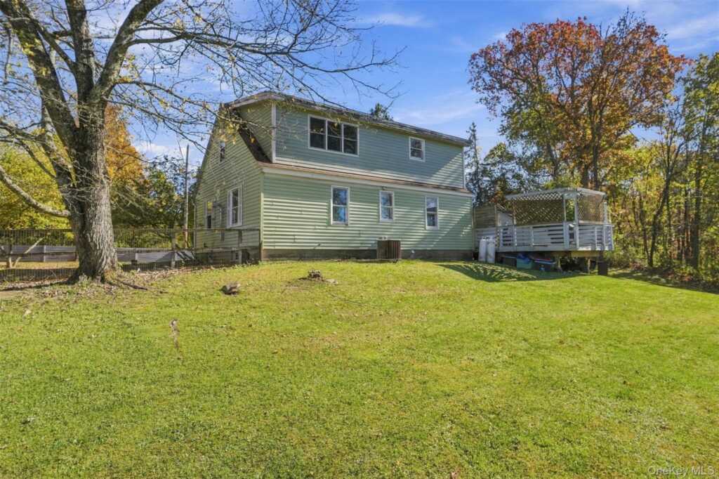 1649 Lucas Avenue Extension, Rosendale, NY 12419 - Photo 21 of 24