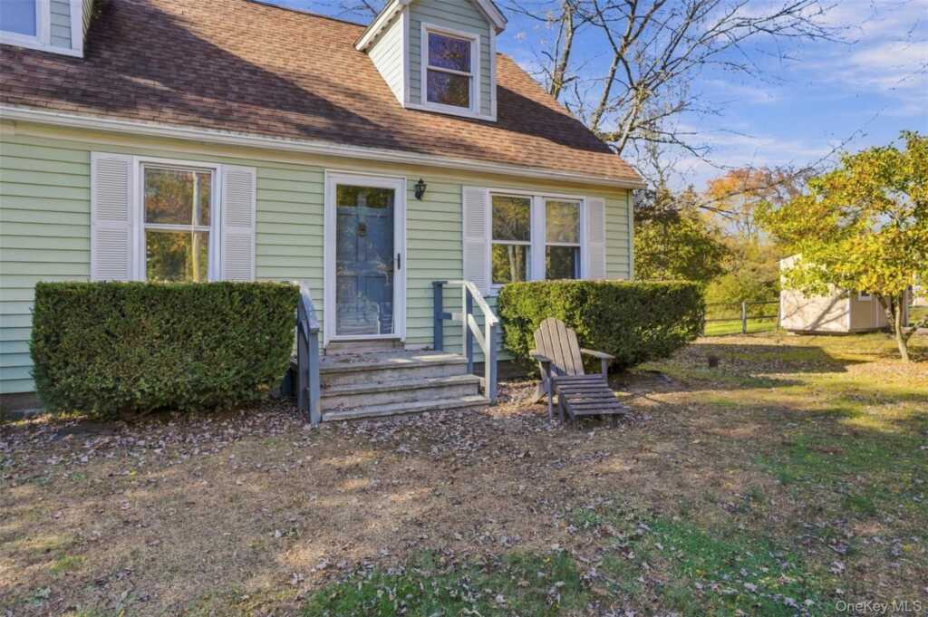 1649 Lucas Avenue Extension, Rosendale, NY 12419 - Photo 4 of 24