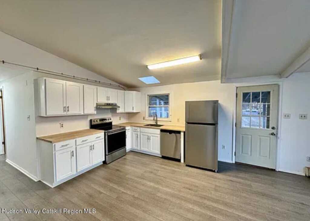 3-5 Perry Hill, Kingston, NY 12401 - Photo 6 of 11