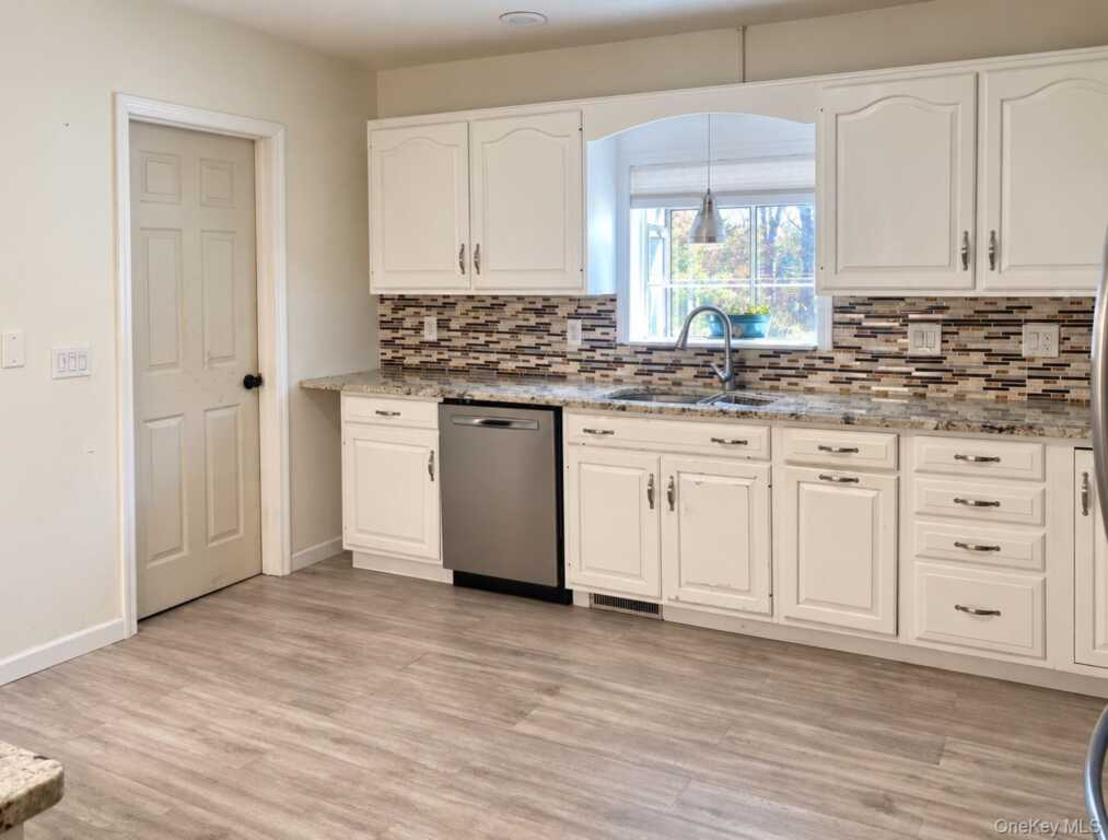 235 Stickles Terrace, Hurley, NY 12401 - Photo 10 of 47