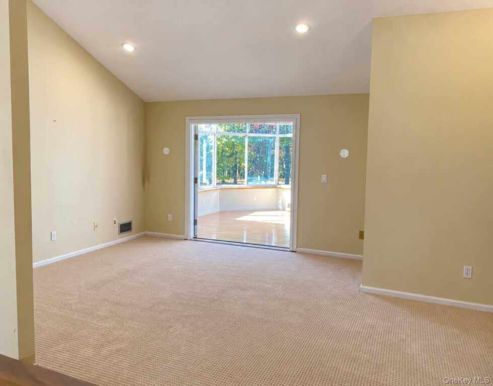 235 Stickles Terrace, Hurley, NY 12401 - Photo 16 of 47