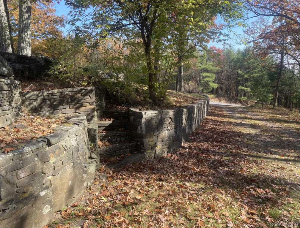 235 Stickles Terrace, Hurley, NY 12401 - Photo 33 of 47