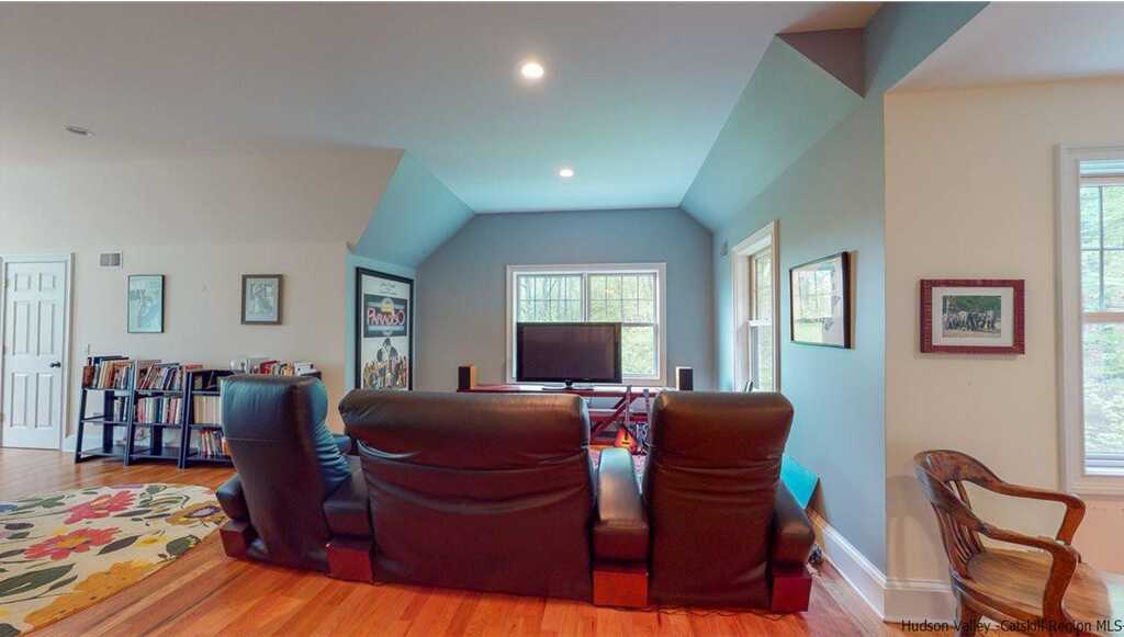 157 Silver Lake, Rhinebeck, NY 12572 - Photo 26 of 34