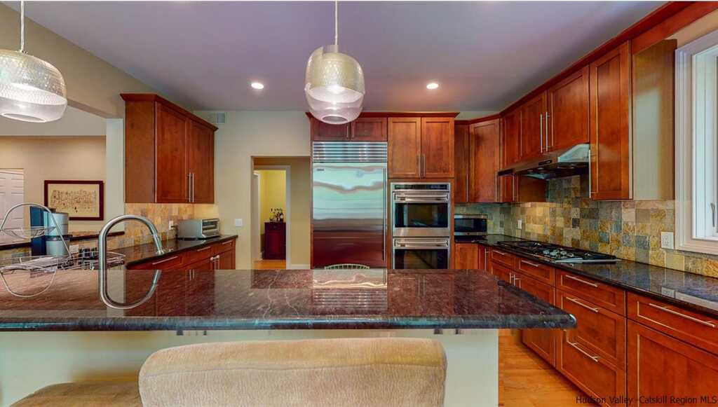 157 Silver Lake, Rhinebeck, NY 12572 - Photo 7 of 34